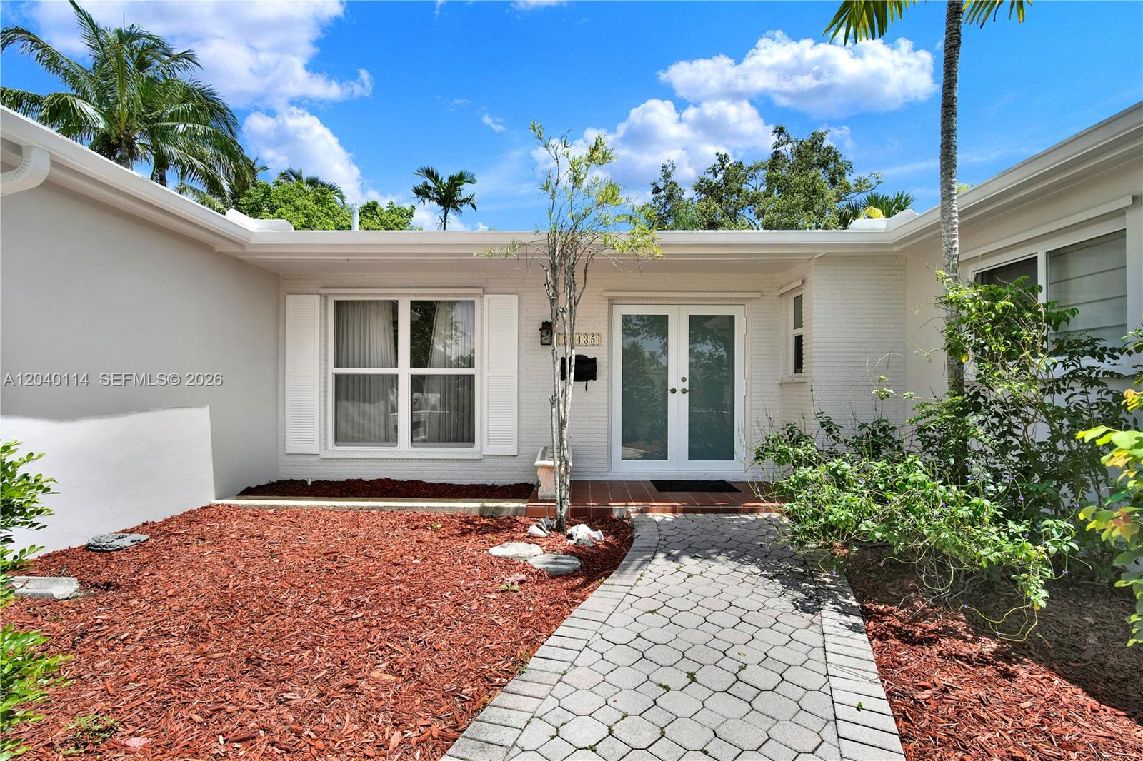 10435 Southwest 96th Street Miami, FL 33176 - Photo 4 of 44 Freshly painted* rain gutters along the front entrance