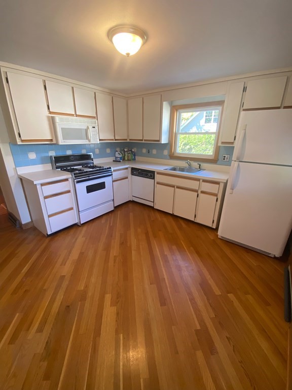 70 Lennon Road Arlington, MA 02474 - Photo 4 of 10 Gallery Image 4