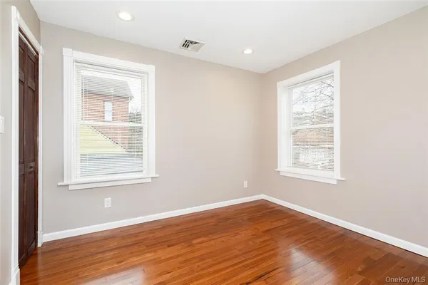 $2,550 | 204 Mill Street, Unit 1, Poughkeepsie, NY 12601