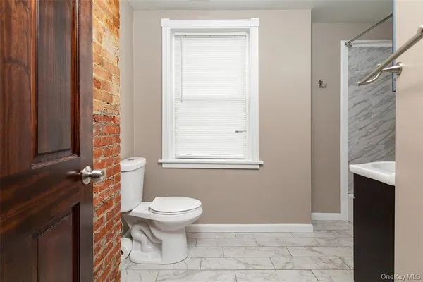 $2,550 | 204 Mill Street, Unit 1, Poughkeepsie, NY 12601