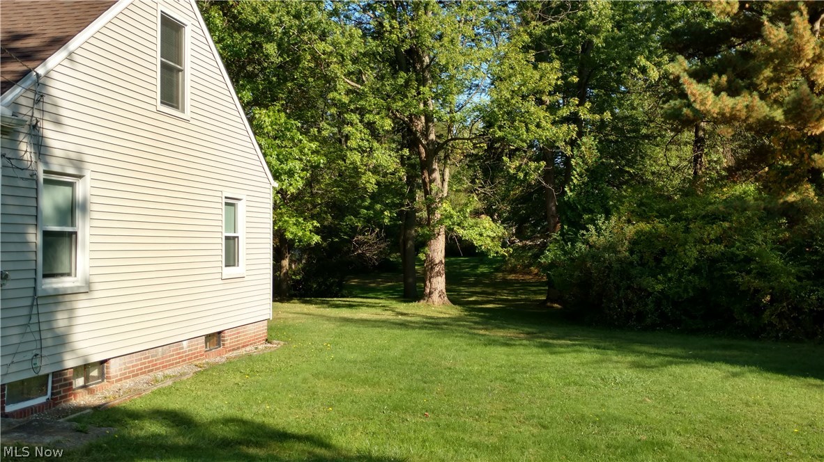 30049 Emery Road Chagrin Falls, OH 44022 - Photo 21 of 21 Beautiful and spacious backyard. Plenty of seasoned trees for summertime fun in the shade.
Everyone has a story...begin yours here.