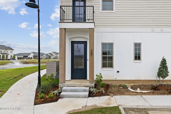 $162,500 | 315 Sandstone Avenue, Unit 307, Scott, LA 70583