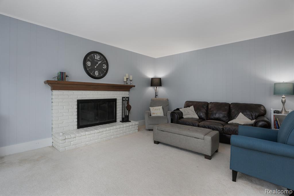 601 Lake Forest Road Rochester Hills, MI 48309 - Photo 15 of 40