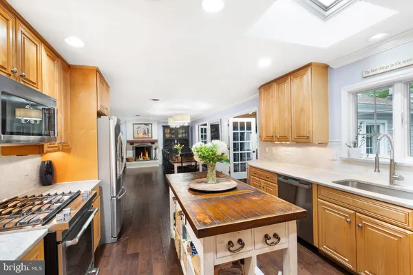 $1,299,000 | 209 Lake Road, Basking Ridge, NJ 07920