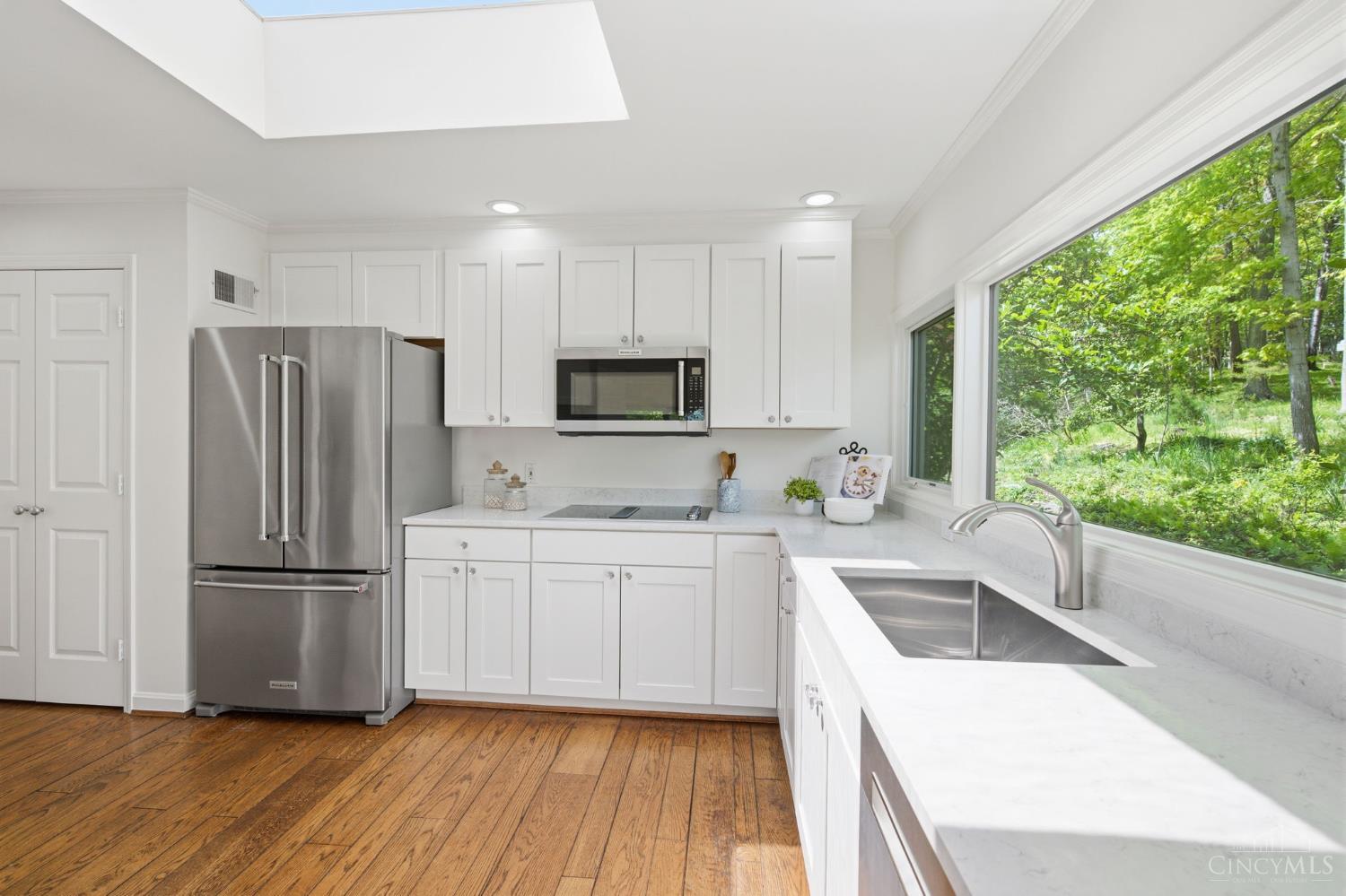 9546 Cunningham Road Cincinnati, OH 45243 - Photo 23 of 95