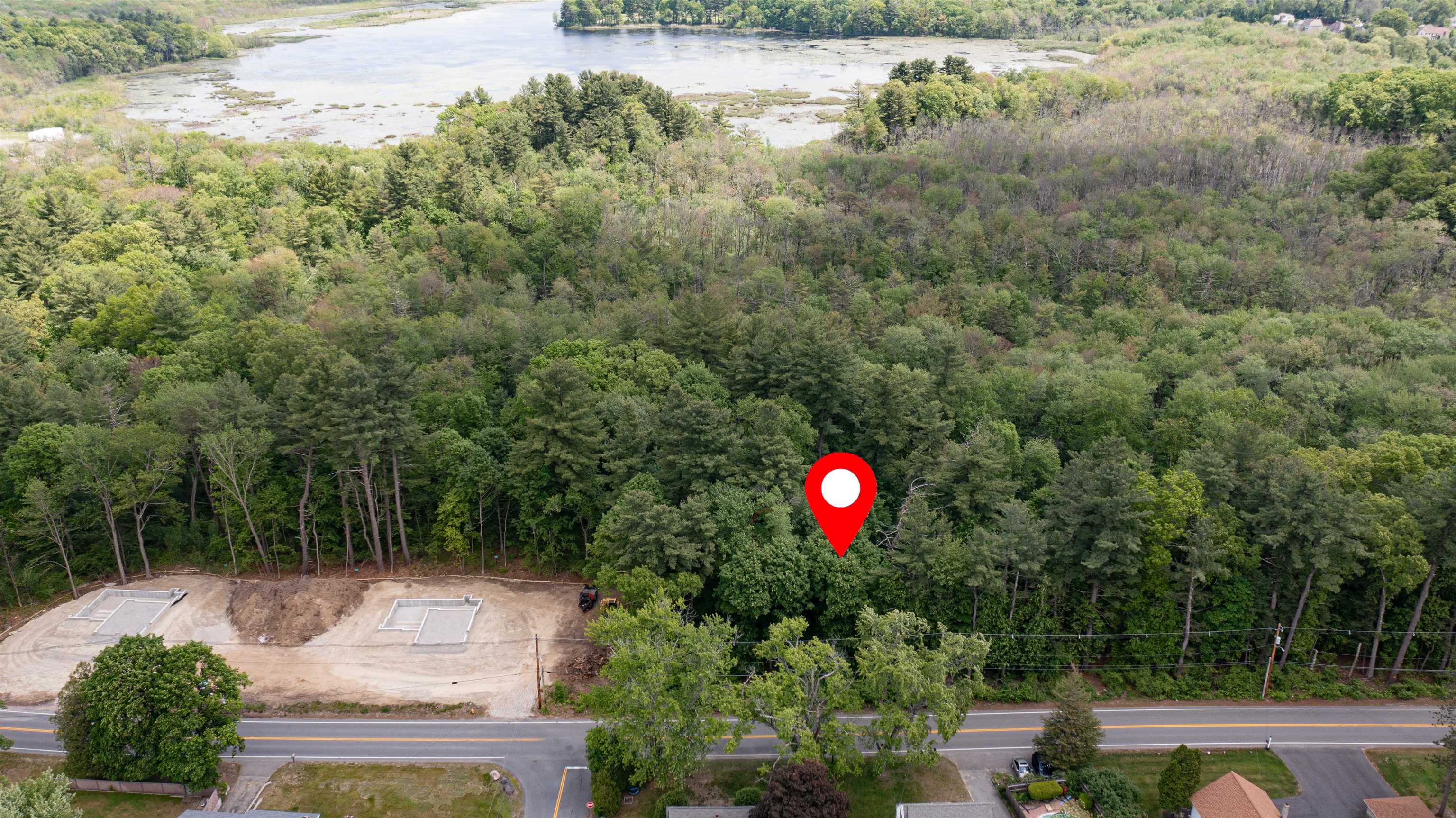 239 Lawrence Road Salem, NH 03079 - Photo 2 of 7