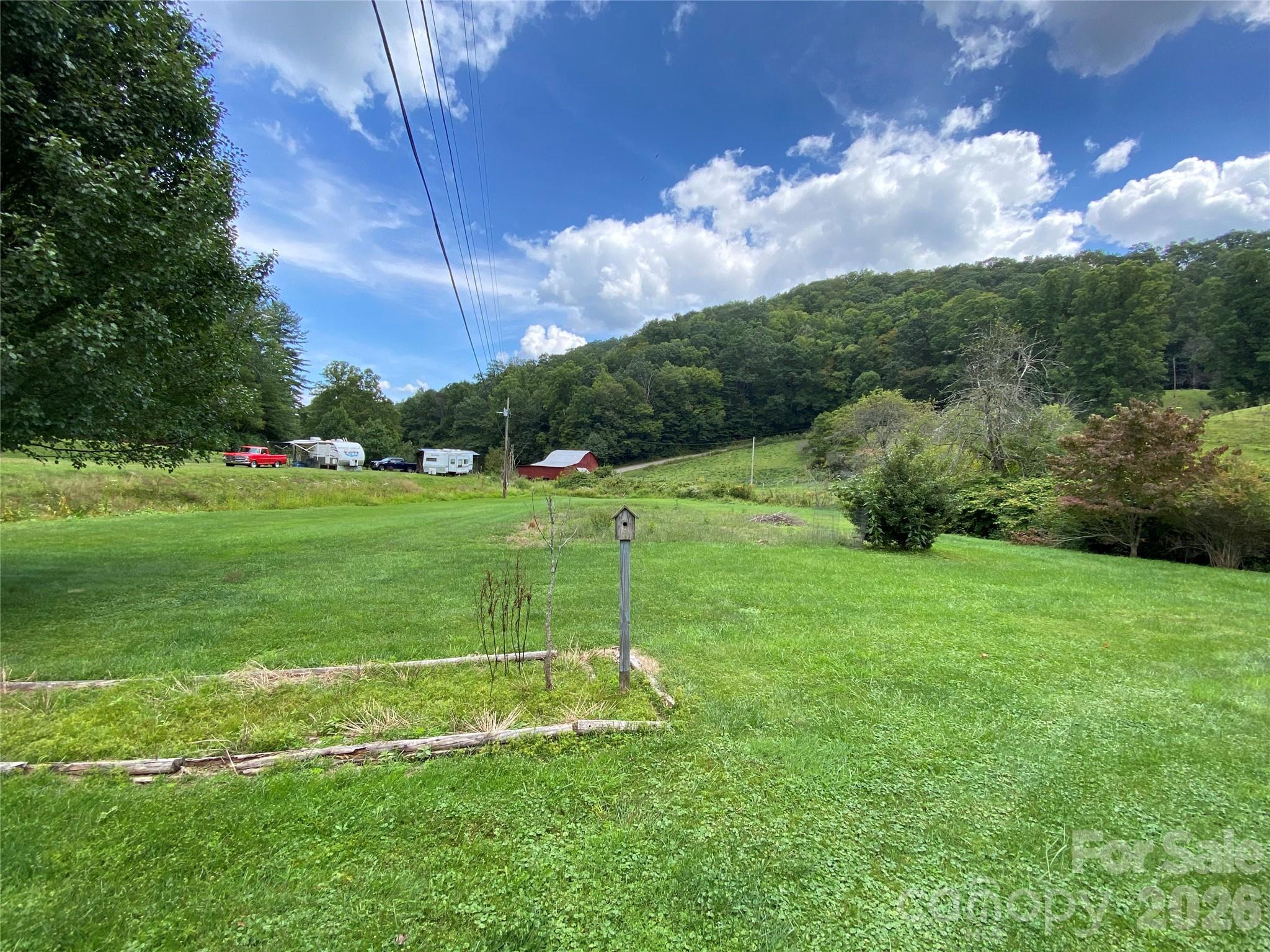 111 Hensley Branch Road Burnsville, NC 28714 - Photo 4 of 31