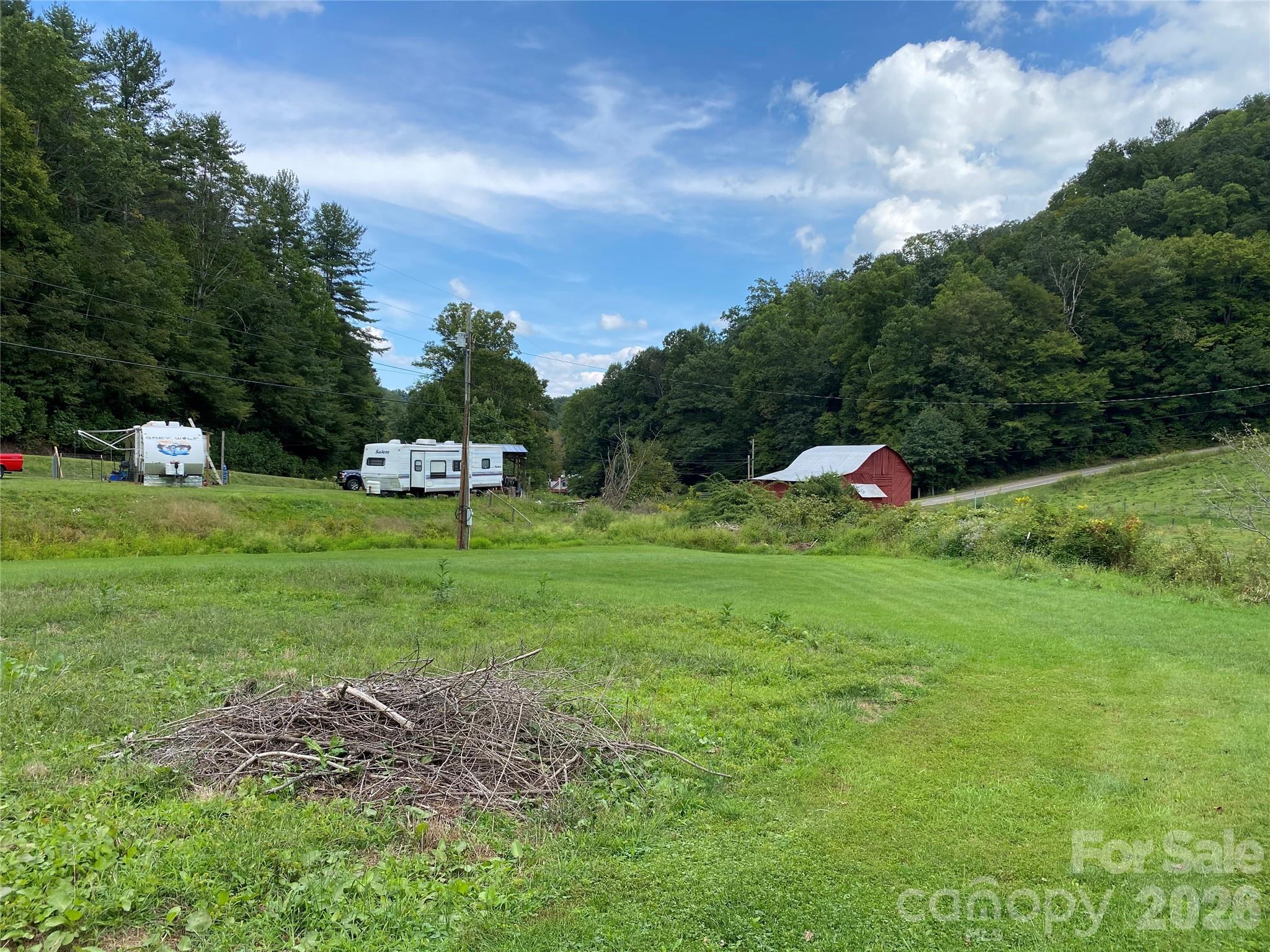 111 Hensley Branch Road Burnsville, NC 28714 - Photo 8 of 31
