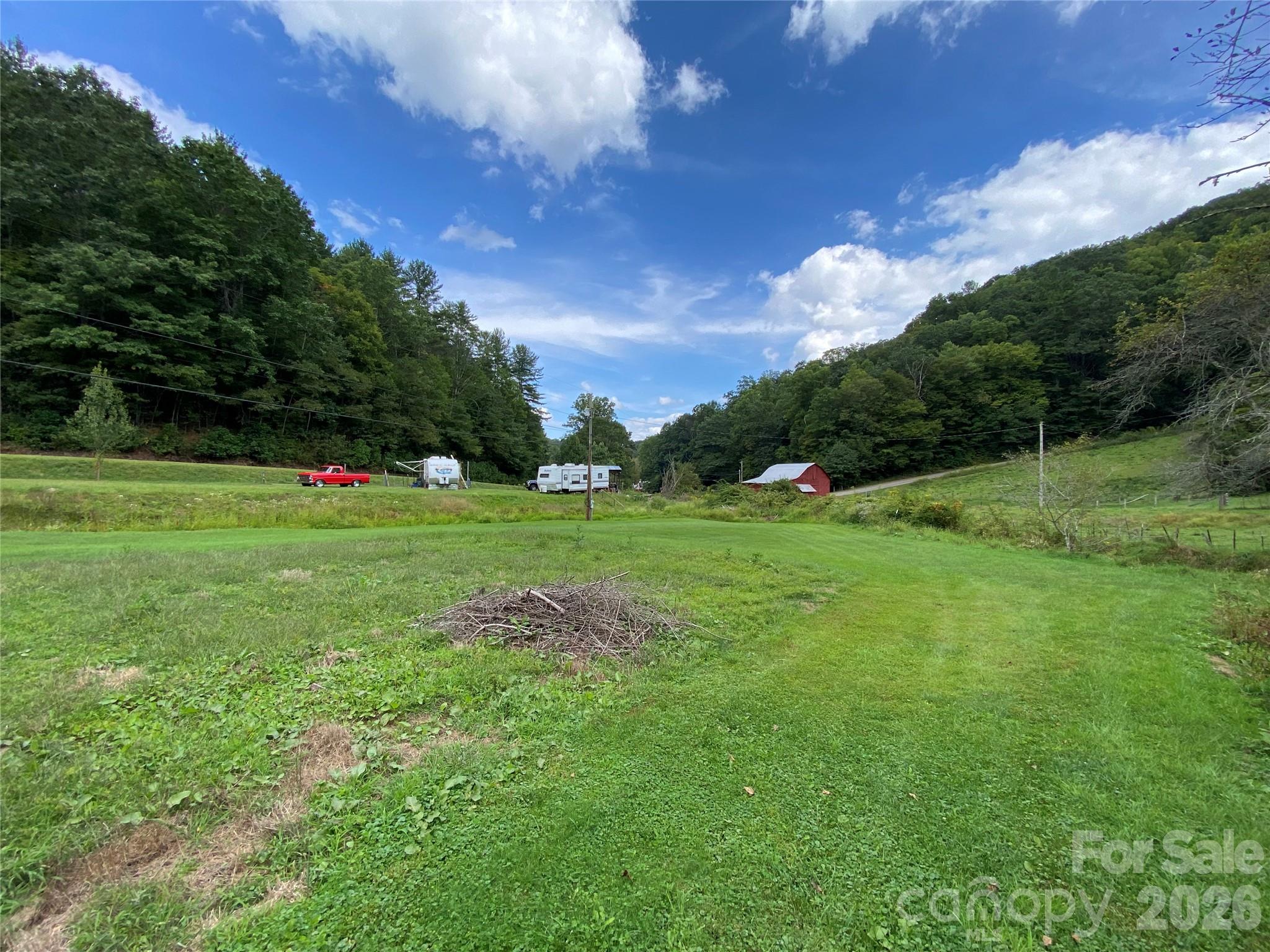111 Hensley Branch Road Burnsville, NC 28714 - Photo 10 of 31