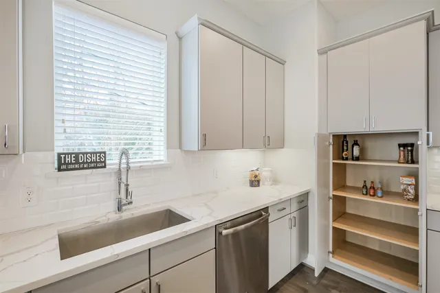 $3,500 | 1305 Mayfair Clarkson Lane, Houston, TX 77055