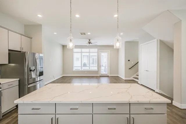 $3,500 | 1305 Mayfair Clarkson Lane, Houston, TX 77055