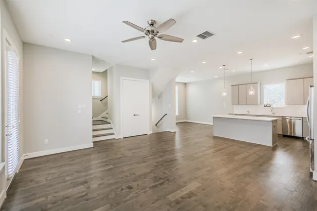 $3,500 | 1305 Mayfair Clarkson Lane, Houston, TX 77055