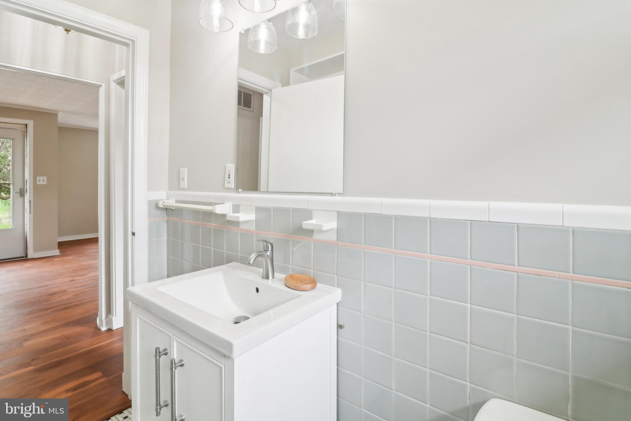 405 Southwest Drive Silver Spring, MD 20901 - Photo 23 of 65