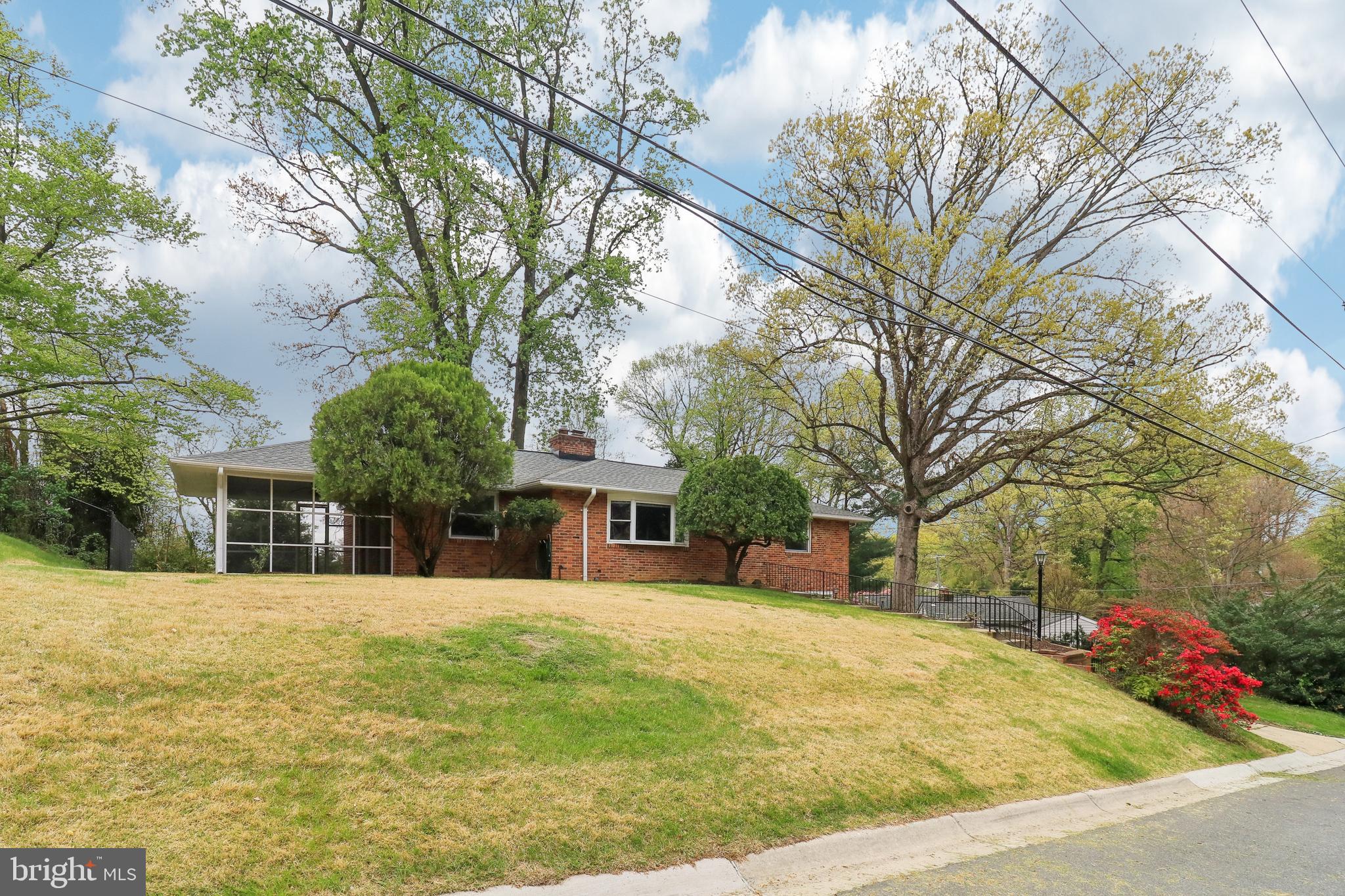 405 Southwest Drive Silver Spring, MD 20901 - Photo 4 of 65