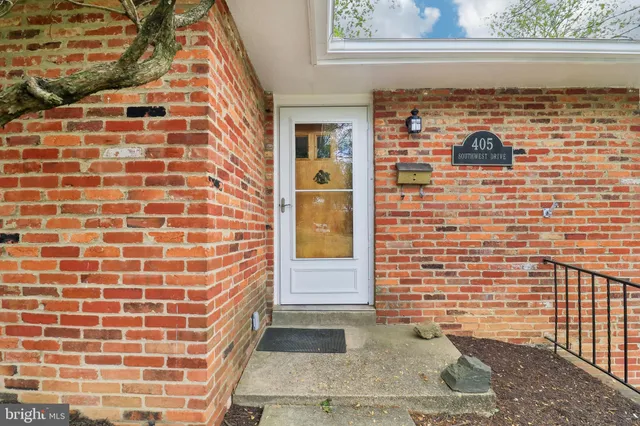 a view of livingroom with wooden floor