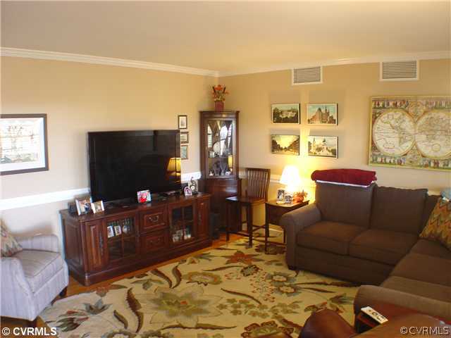 1065 Schroeder Road Powhatan, VA 23139 - Photo 2 of 20 Gallery Image 2