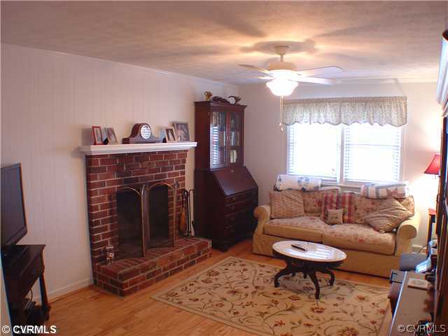 1065 Schroeder Road Powhatan, VA 23139 - Photo 10 of 20 Gallery Image 10