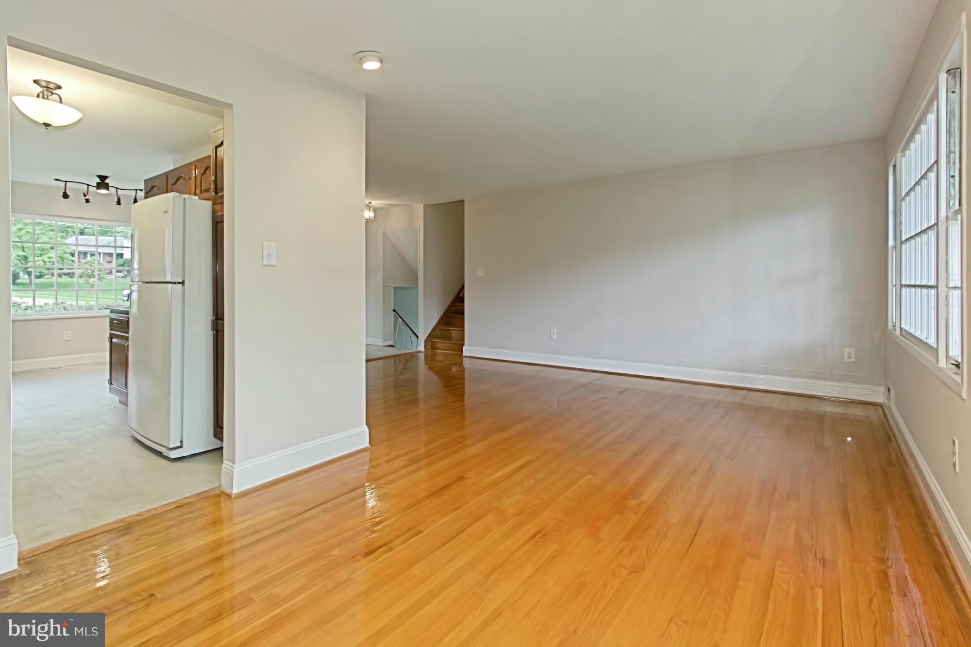 6207 Tyner Street Springfield, VA 22152 - Photo 8 of 30 Dining Room