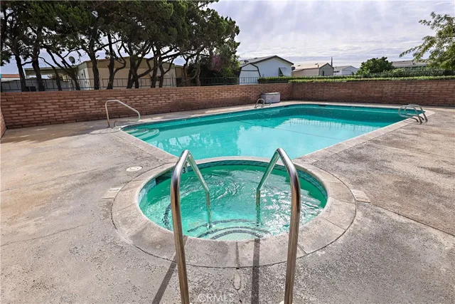 $58,000 | 2240 Golden Oak Lane, Unit 14, Merced, CA 95341