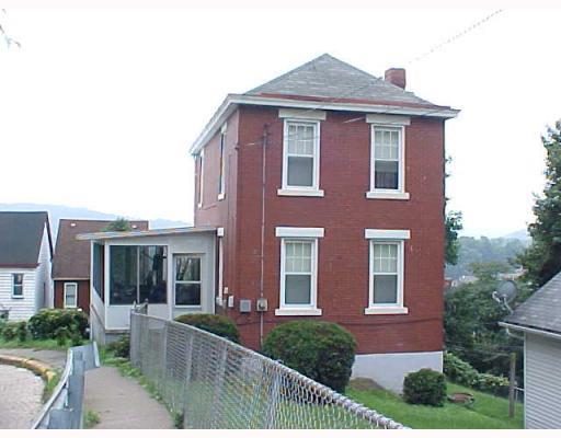313 Fairoaks Street McKees Rocks, PA 15136 - Photo 1 of 13 Exterior Front.