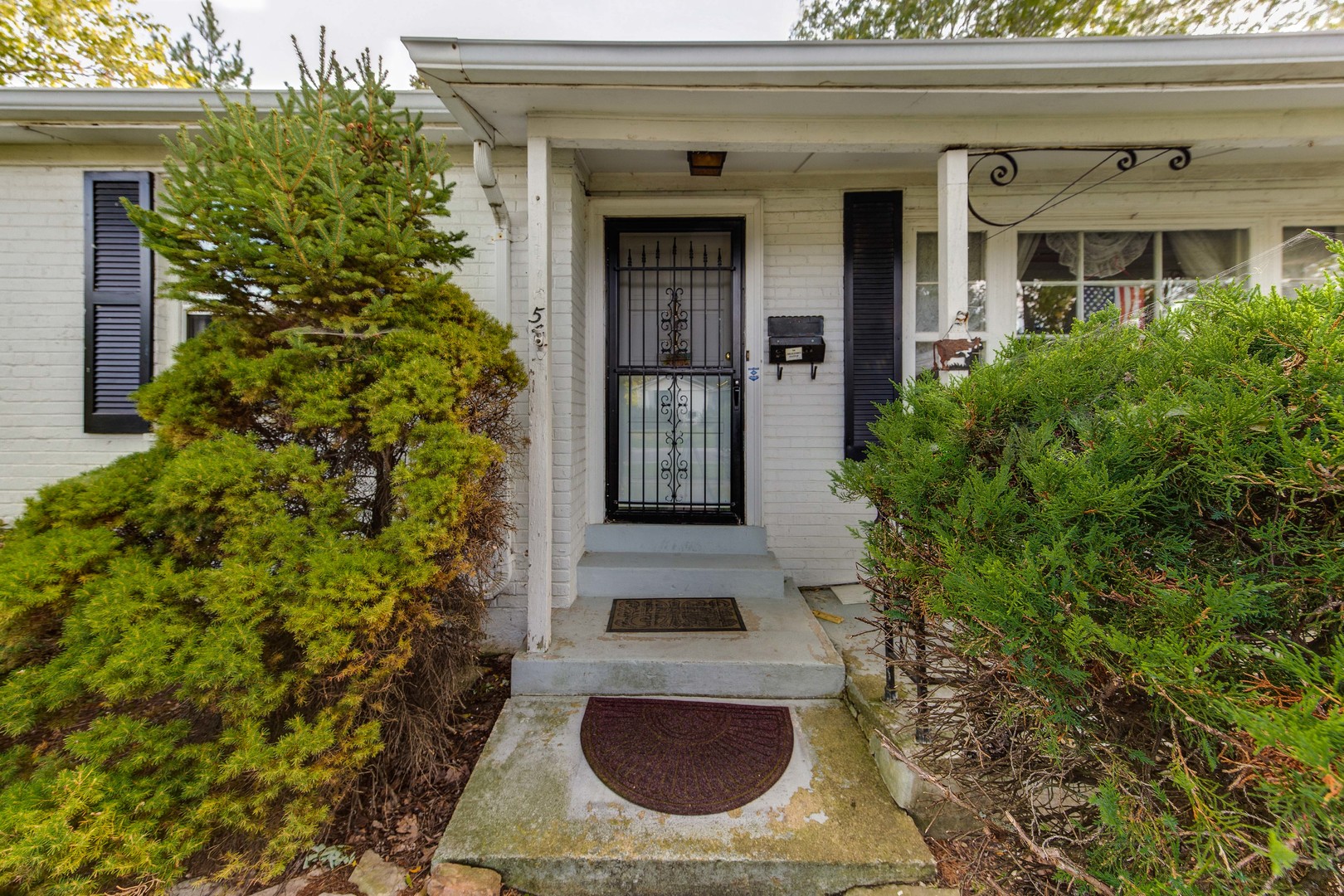 54 North Rohlwing Road Palatine, IL 60074 - Photo 2 of 24 front view of a house
