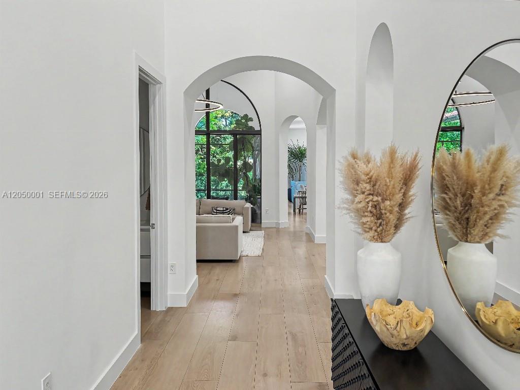 11411 Smathers Circle Miami, FL 33156 - Photo 2 of 35