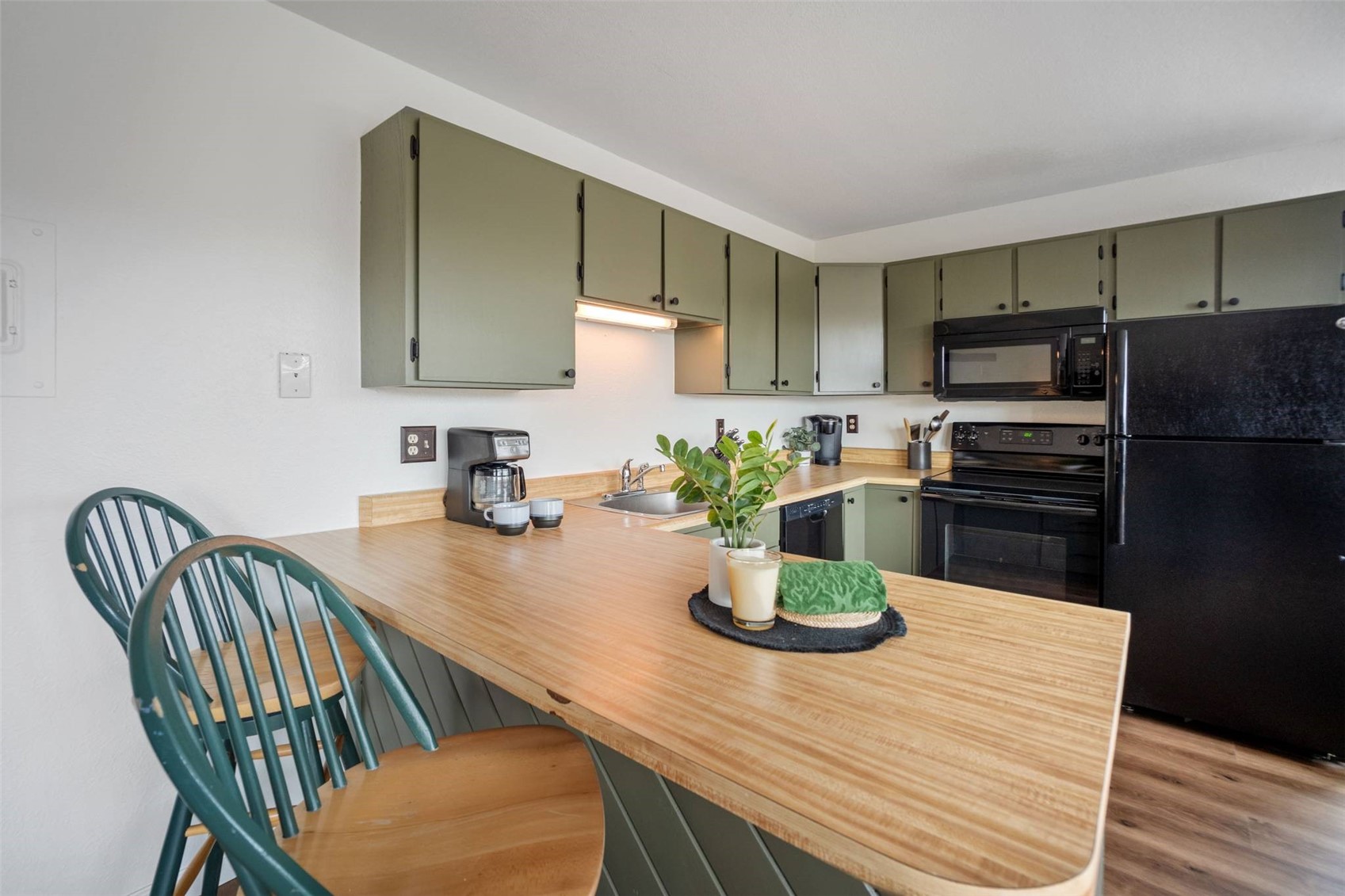 9876 Ryan Gulch Road, Unit F206 Silverthorne, CO 80498 - Photo 10 of 43