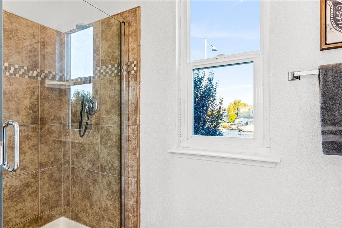9395 Durango Lane Gilroy, CA 95020 - Photo 19 of 30 a bathroom with a shower