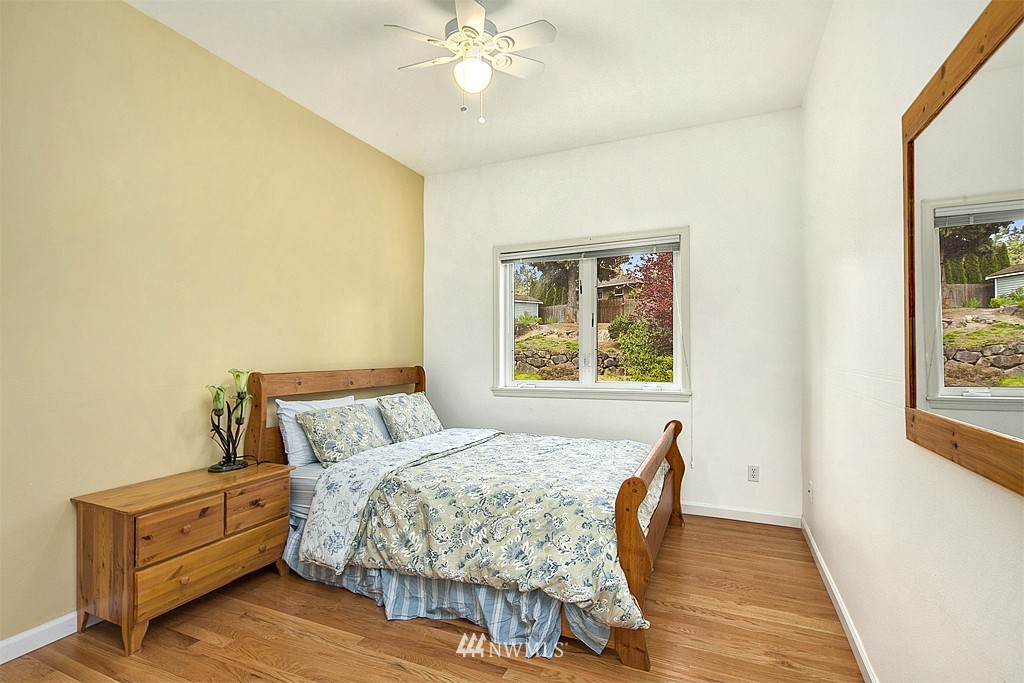 9418 Northeast 174th Place Bothell, WA 98011 - Photo 13 of 15 Gallery Image 13
