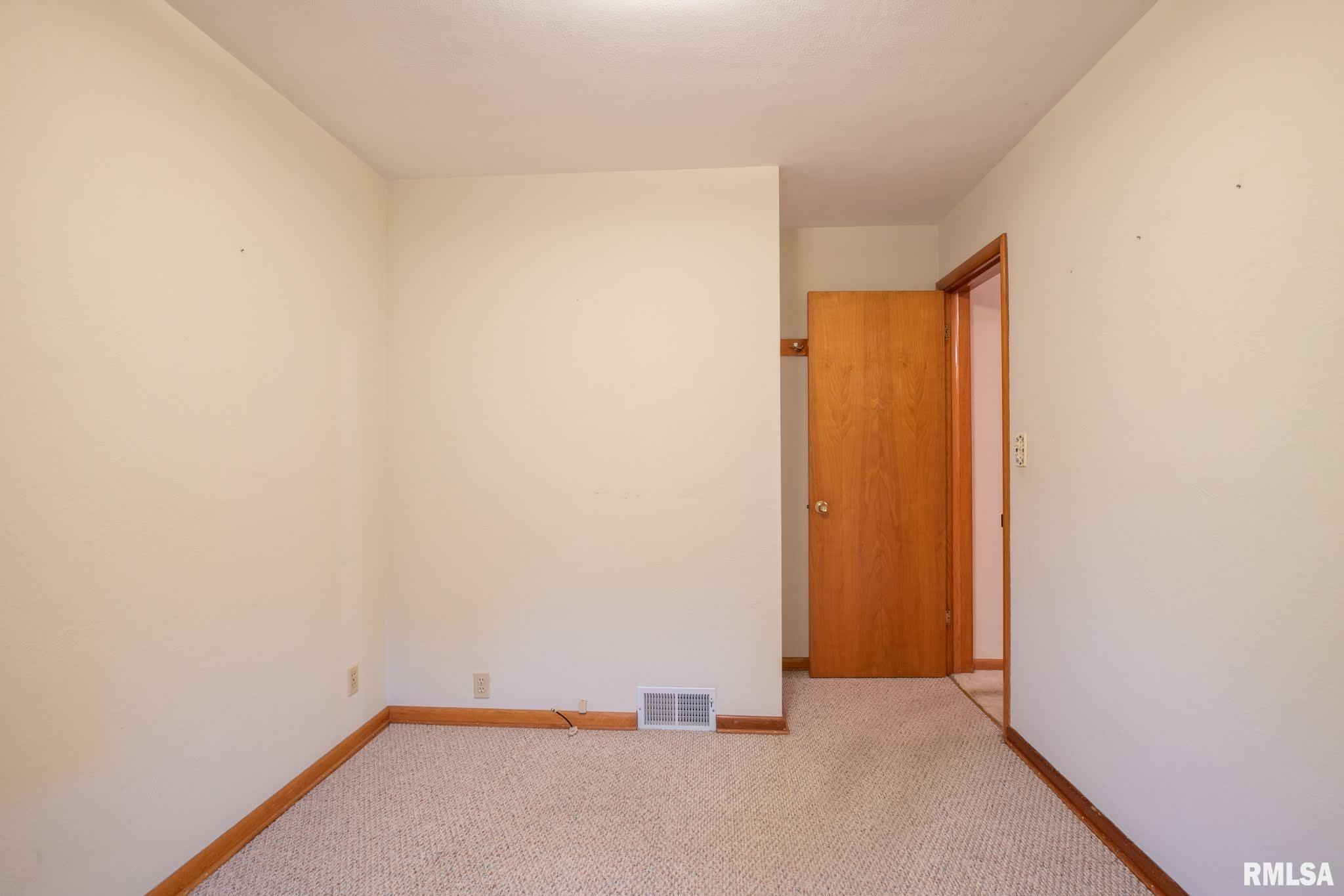 1503 James Road Pekin, IL 61554 - Photo 24 of 36 Gallery Image 24