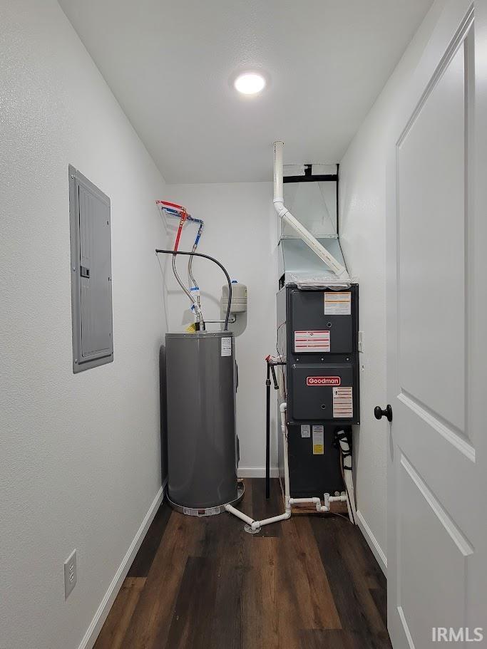 419 Southwest 3rd Street Loogootee, IN 47553 - Photo 15 of 17