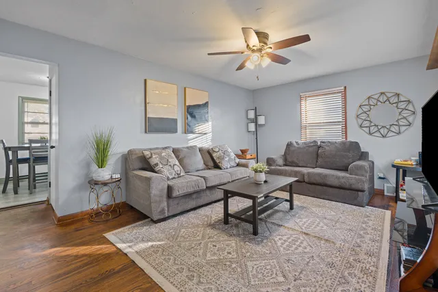 $142,000 | 1910 West Pleasant Street, Davenport, IA 52804