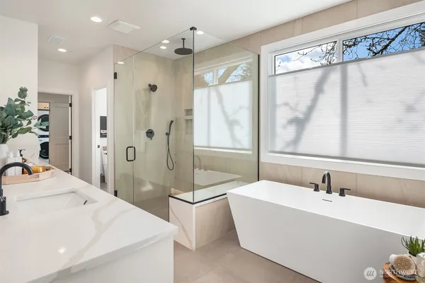 $3,375,000 | 1917 166th Place Northeast, Bellevue, WA 98008