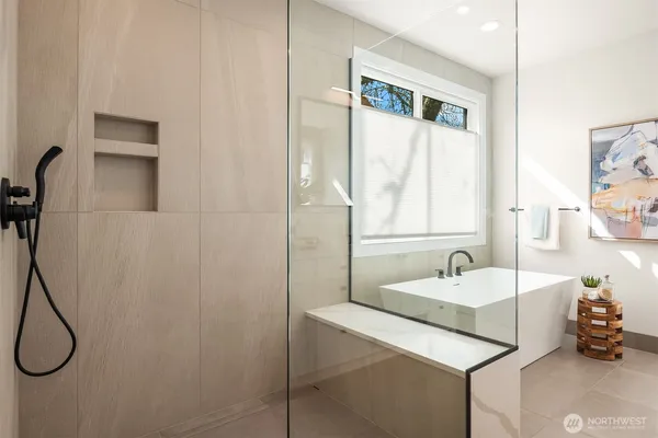 $3,375,000 | 1917 166th Place Northeast, Bellevue, WA 98008