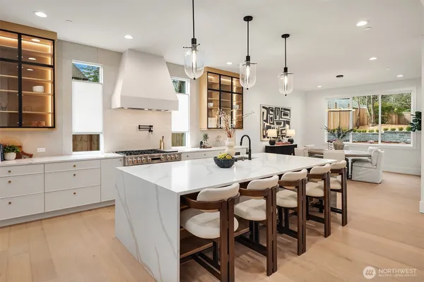$3,375,000 | 1917 166th Place Northeast, Bellevue, WA 98008