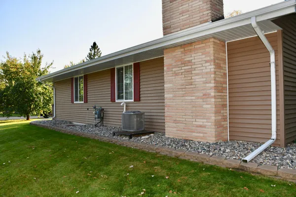 $269,900 | 1124 River Drive Northeast, Red Lake Falls, MN 56750