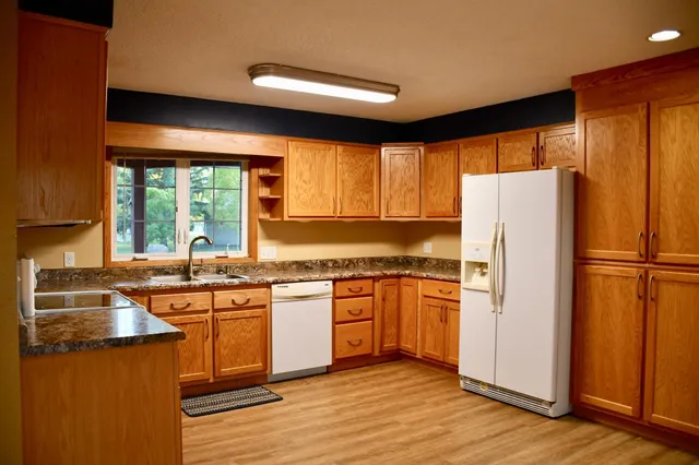 $279,500 | 1124 River Drive Northeast, Red Lake Falls, MN 56750