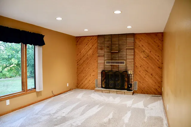 $279,500 | 1124 River Drive Northeast, Red Lake Falls, MN 56750