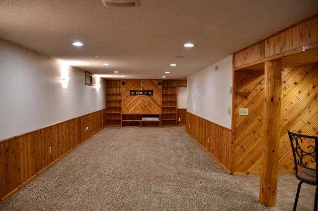 $279,500 | 1124 River Drive Northeast, Red Lake Falls, MN 56750