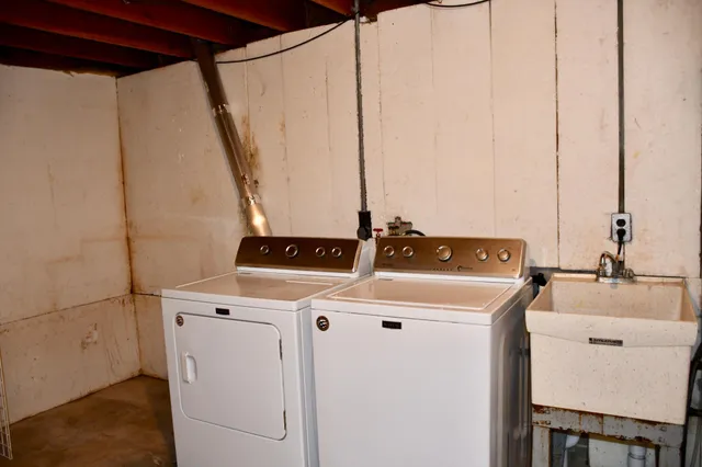 $279,500 | 1124 River Drive Northeast, Red Lake Falls, MN 56750