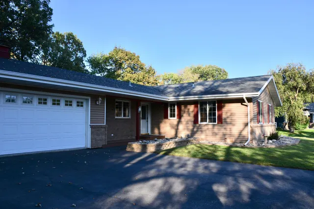 $279,500 | 1124 River Drive Northeast, Red Lake Falls, MN 56750