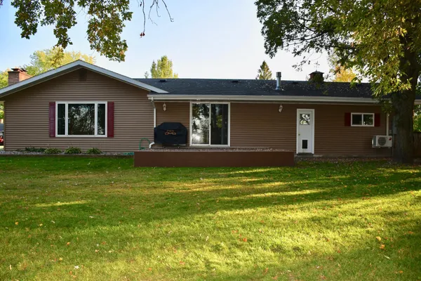 $269,900 | 1124 River Drive Northeast, Red Lake Falls, MN 56750