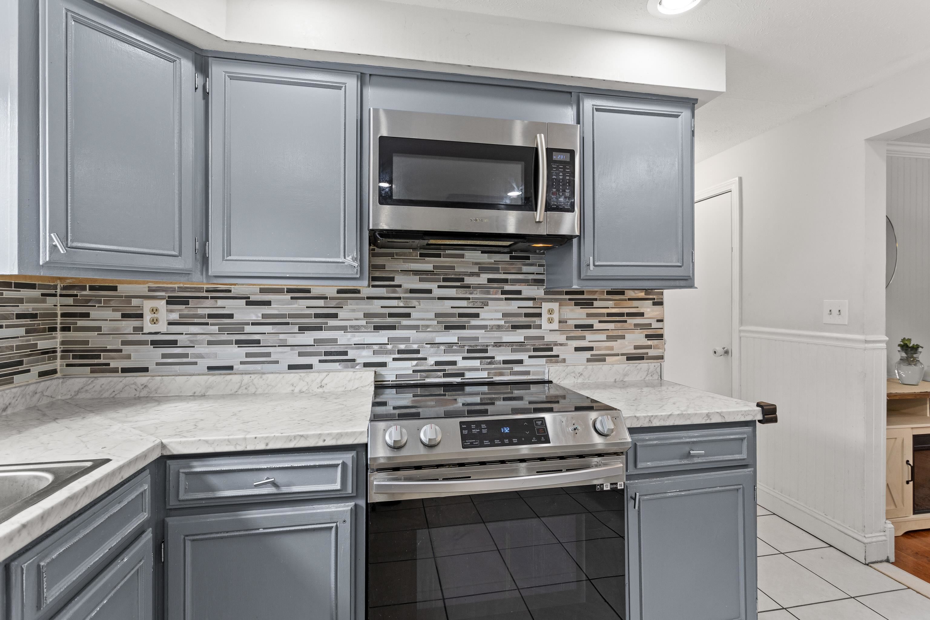 83 Northeast Village Road Concord, NH 03301 - Photo 13 of 49