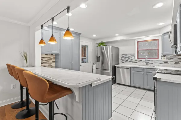 $529,900 | 83 Northeast Village Road, Concord, NH 03301