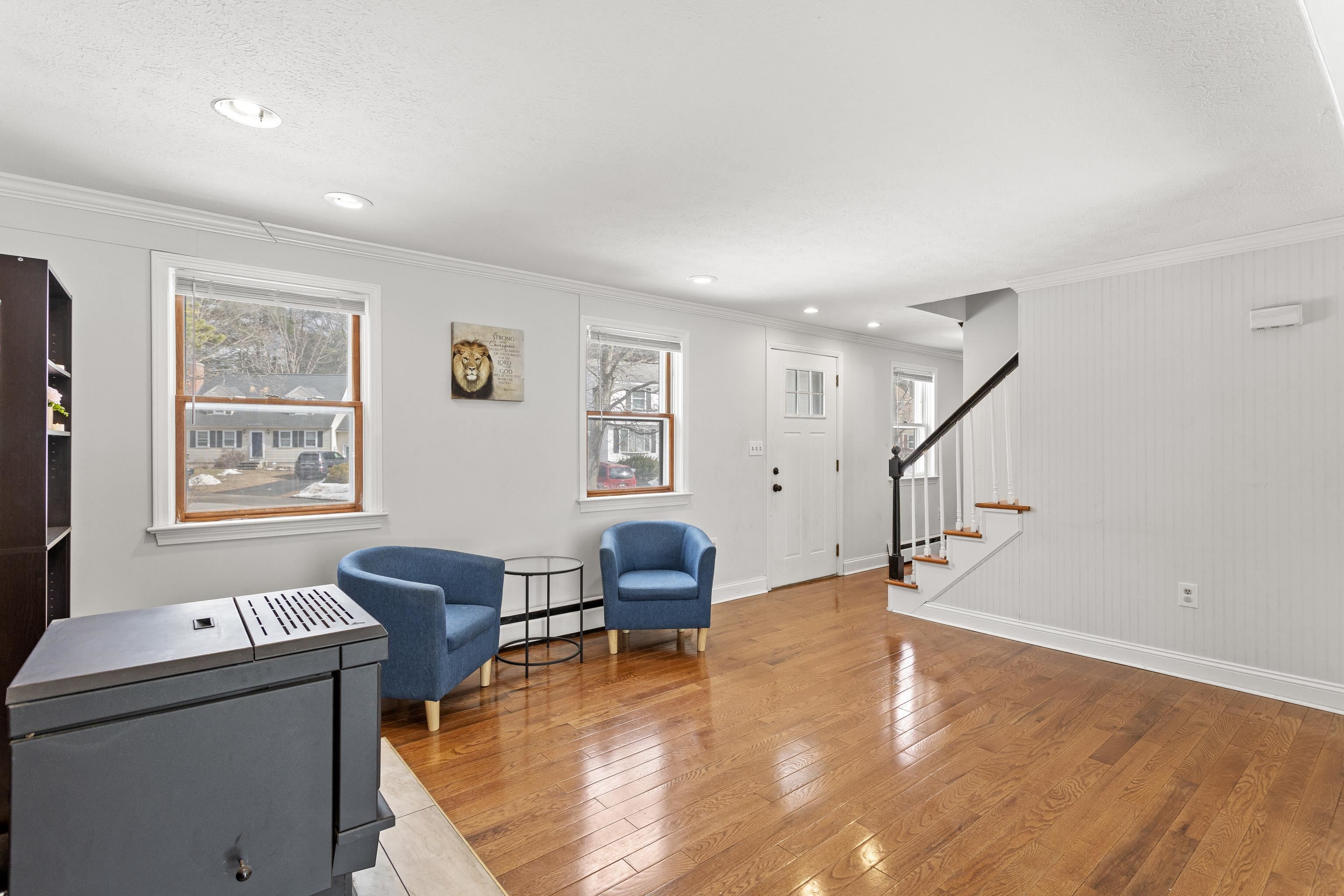 83 Northeast Village Road Concord, NH 03301 - Photo 3 of 49