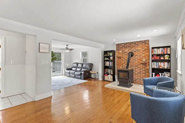 $529,900 | 83 Northeast Village Road, Concord, NH 03301