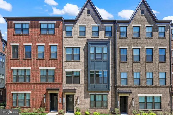 $564,990 | 43339 Goshen Run Square, Ashburn, VA 20148