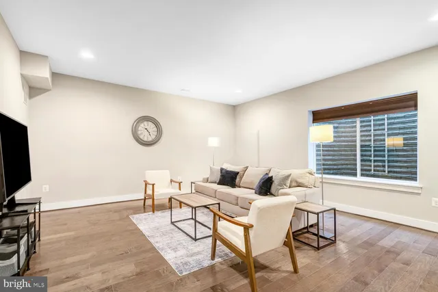 $3,850 | 7770 Belvale Drive, Alexandria, VA 22315