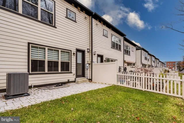 $3,850 | 7770 Belvale Drive, Alexandria, VA 22315