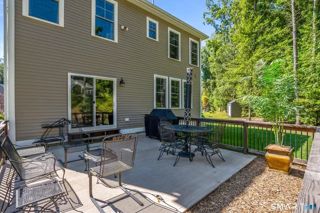 $698,600 | 51 Hendricks Lane, Simsbury, CT 06070